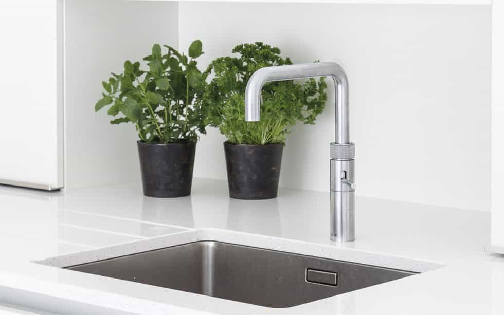 Boiling Tap Vs Kettle Are Boiling Water Taps More Energy Efficient   Boiling Tap Vs Kettle 980x613 