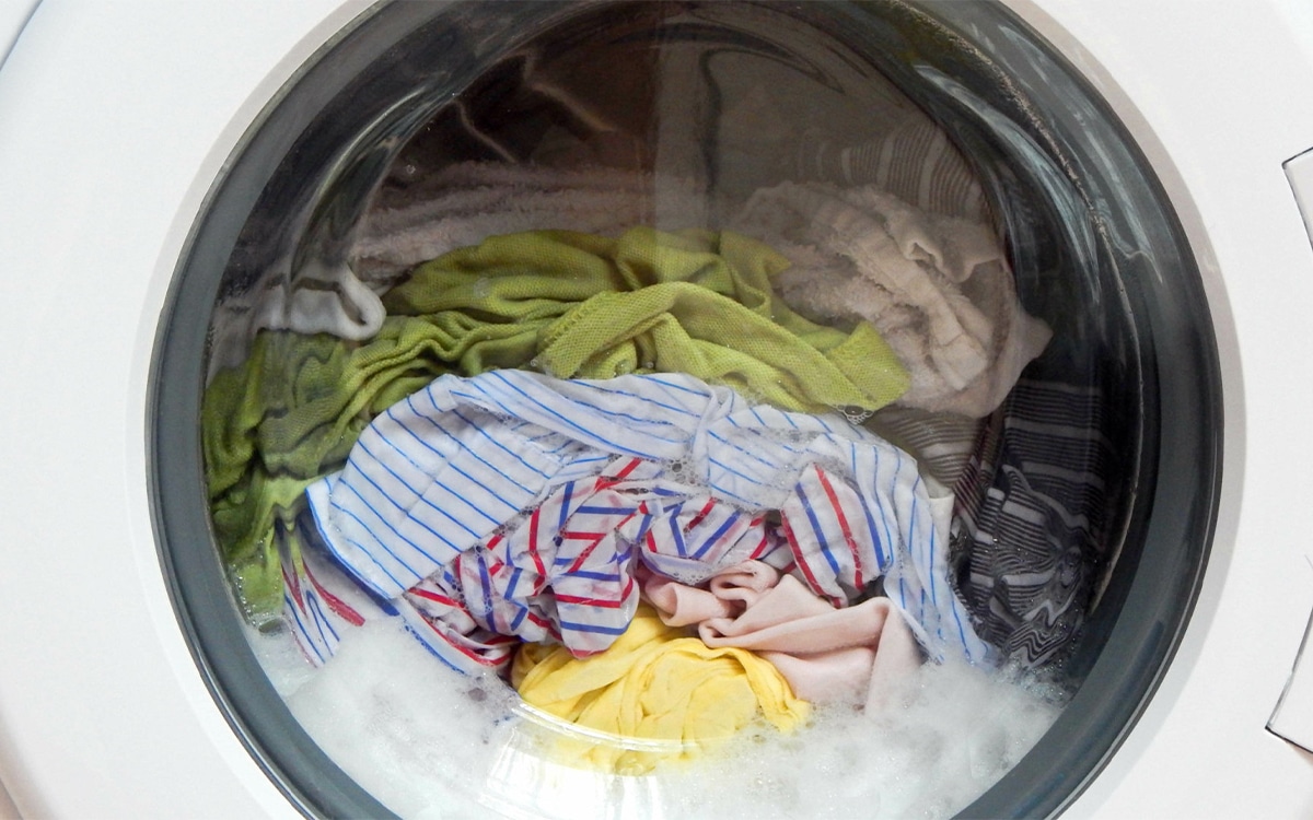 It's Time to Try Hanging Your Laundry to Dry