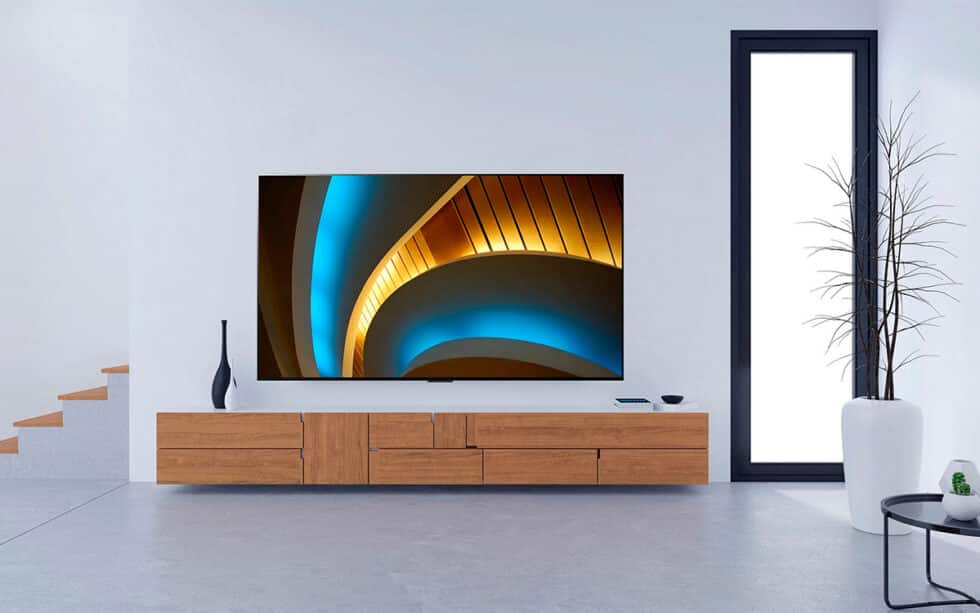 Best Television For A Bright Room | RELIANT Tech Experts