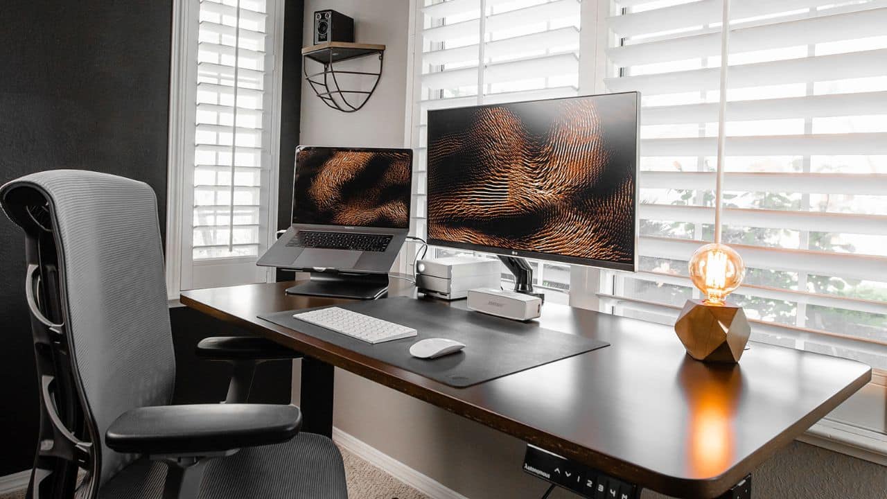 The Pros & Cons Of Having Your Office Desk In Front of A Window